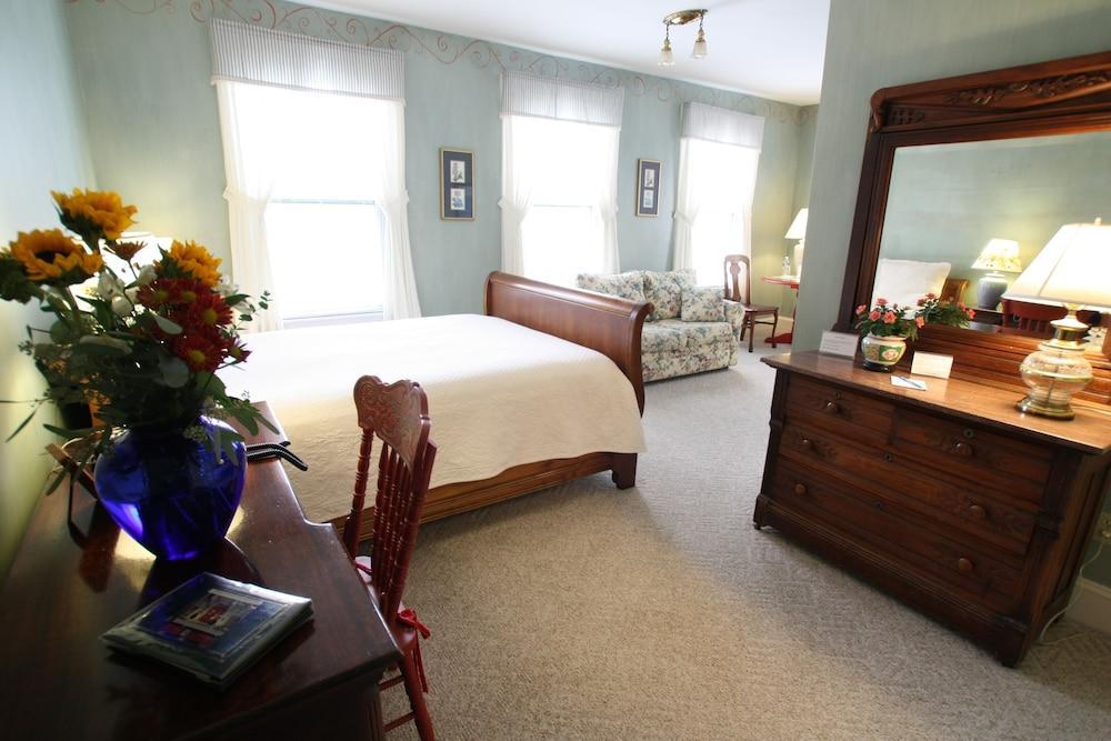 Admiral Fitzroy Inn Tour de Tour de Newport Extérieur photo