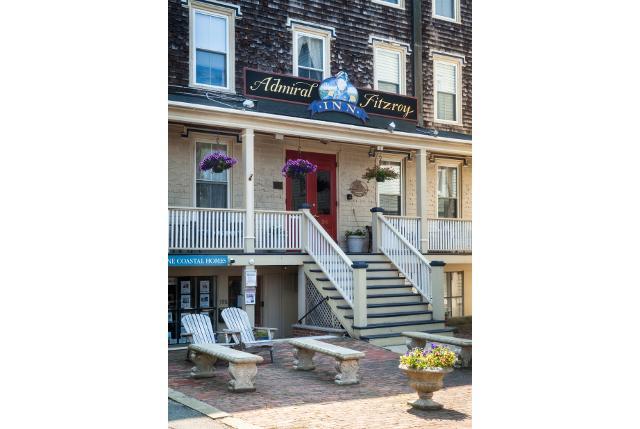 Admiral Fitzroy Inn Tour de Tour de Newport Extérieur photo